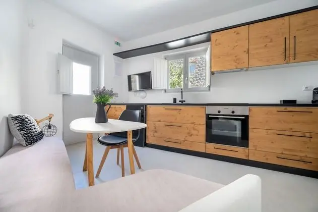Senior Villa, 2 Yatak Odası, Sıcak Su Havuzu (Fourni)