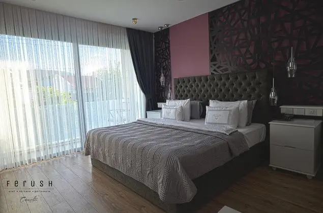 Aile Suiti, Bahçe Manzaralı, Balkonlu