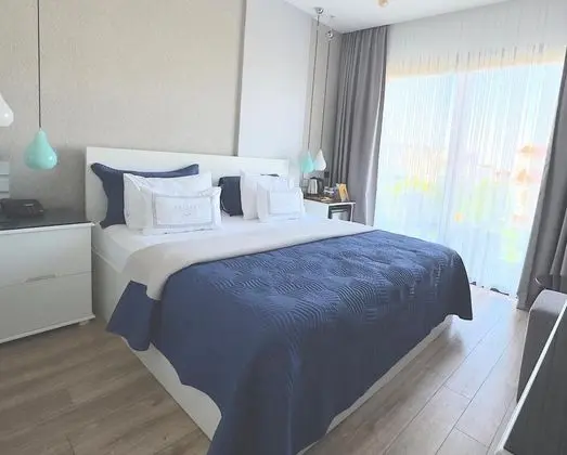 Çift Kişilik, Şehir Manzaralı, Balkonlu