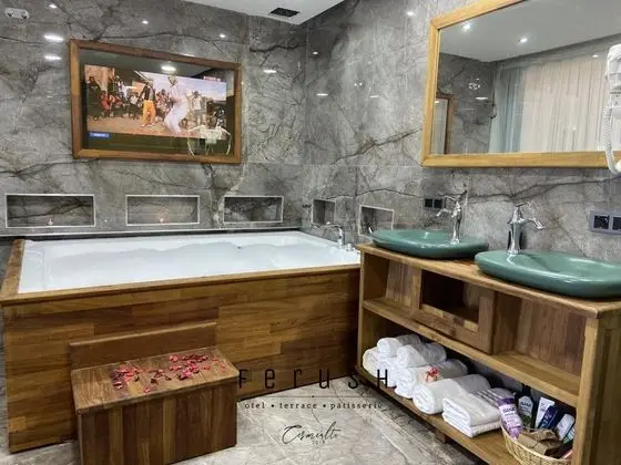 Premium Suite, Bahçe Manzaralı, Küvetli veya Jakuzili