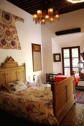 Tek Büyük Yataklı Oda (Marguerite Duras)