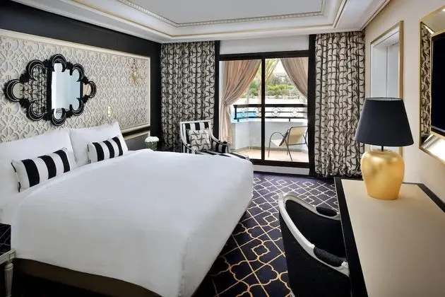 Junior Süit, 1 En Büyük (King) Boy Yatak ve Çekyat, Sigara İçilmez, Balkon