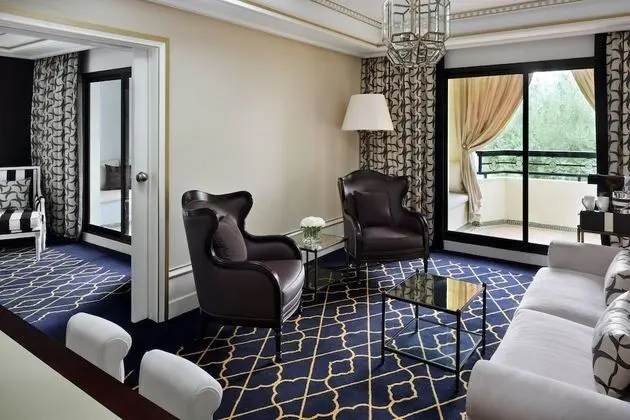 Junior Süit, 1 En Büyük (King) Boy Yatak ve Çekyat, Sigara İçilmez, Balkon