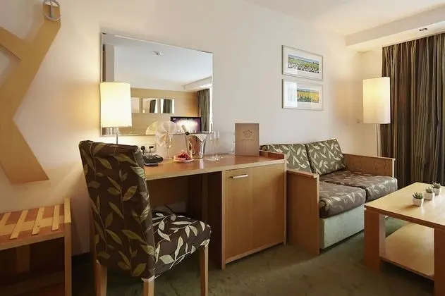 Junior Suite, 1 Double or 2 Single beds