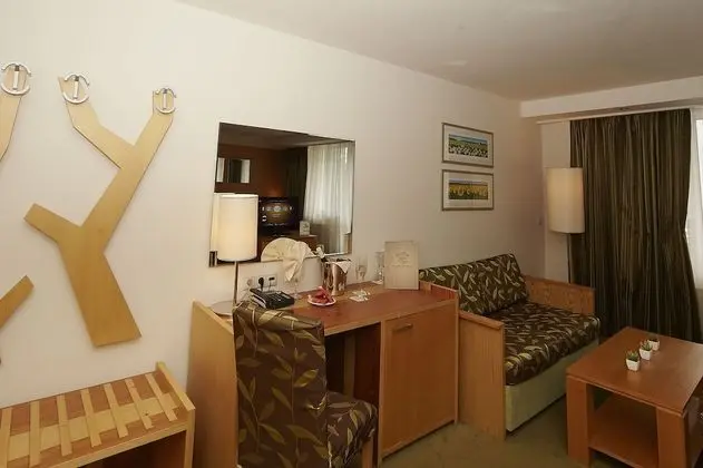 Junior Suite, 1 Double or 2 Single beds