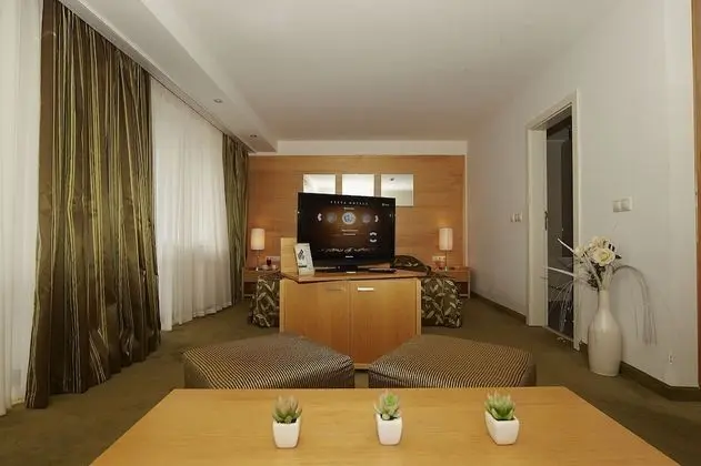 Junior Suite, 1 Double or 2 Single beds