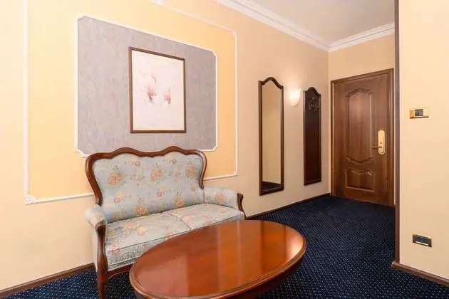 Junior Suite, 1 Double or 2 Single beds