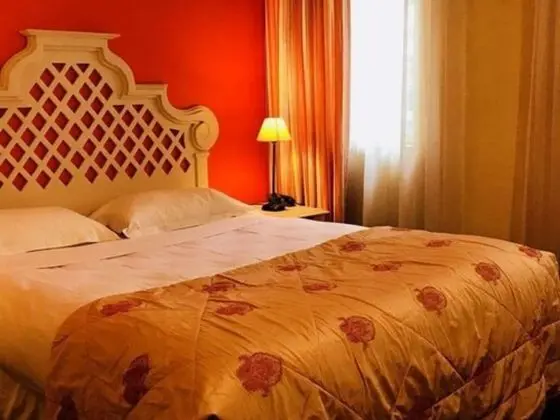 Tek Büyük Yataklı Oda, Bahçe Manzaralı (with SPA access - Sauna and Jacuzzi)