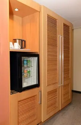 Deluxe Oda, 1 En Büyük (King) Boy Yatak, Şehir Manzaralı