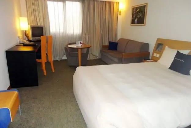 Deluxe Oda, 1 En Büyük (King) Boy Yatak, Şehir Manzaralı