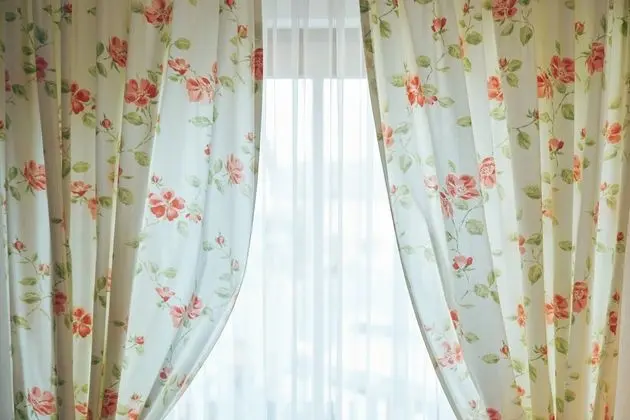 Standard Tek Büyük Yataklı Oda (Komfort)