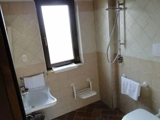 Tek Büyük Yataklı Oda, Engellilere Uygun, Bahçe Manzaralı