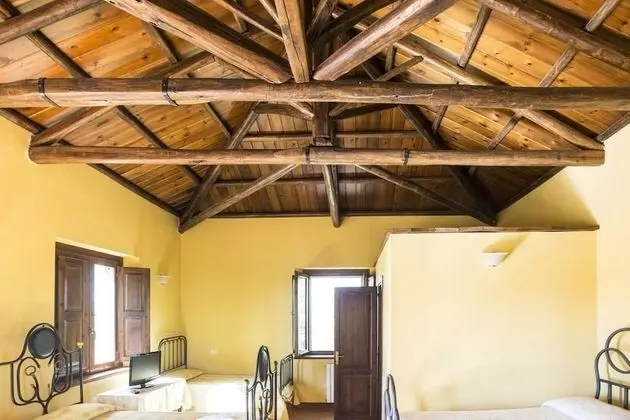 Dört Kişilik Oda, Birden Çok Yatak, Sigara İçilmez, Bahçe Manzaralı