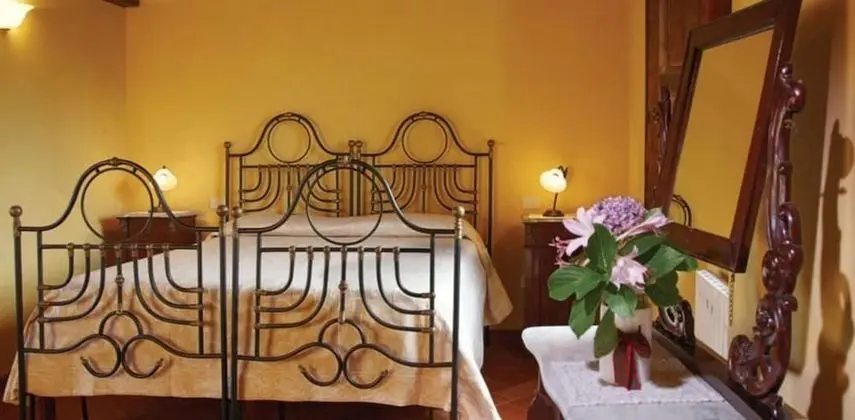 Dört Kişilik Oda, Birden Çok Yatak, Sigara İçilmez, Bahçe Manzaralı