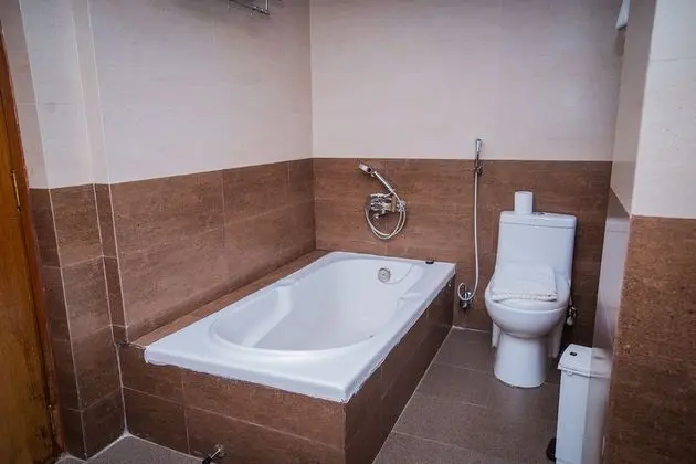 Standard Süit, Göl Manzaralı