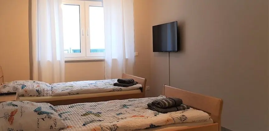 Apart Daire, 2 Yatak Odası, Teras, Zemin Kat (Nr. 1)