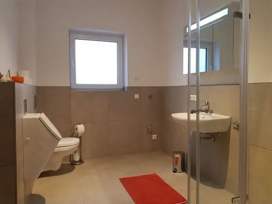 Apart Daire, 2 Yatak Odası, Teras, Zemin Kat (Nr. 2)