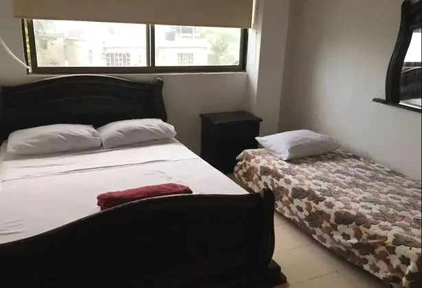Üç Kişilik Oda, Birden Çok Yatak