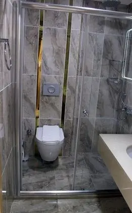 Tek Büyük Yataklı Oda, 1 Çift Kişilik Yatak