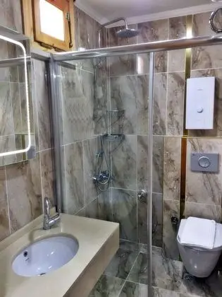 Tek Büyük Yataklı Oda, 1 Çift Kişilik Yatak