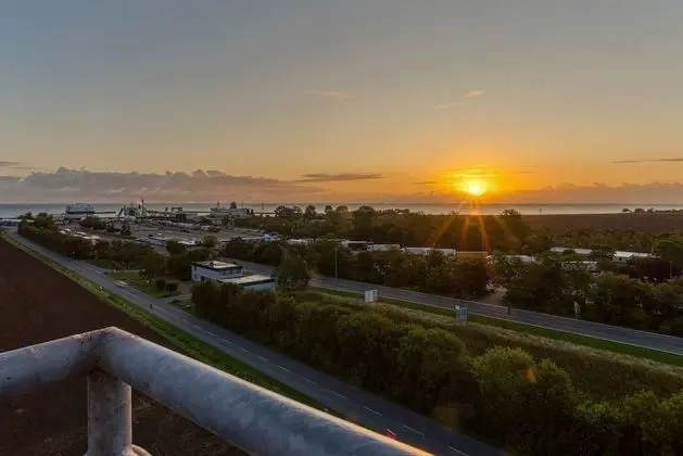 Deluxe Tek Büyük Yataklı Oda, Deniz Manzaralı