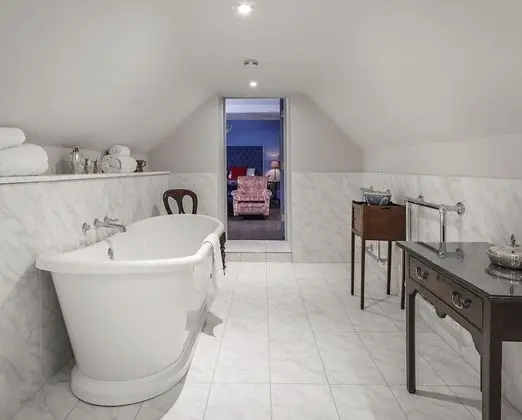 Deluxe Tek Büyük Yataklı Oda (3)