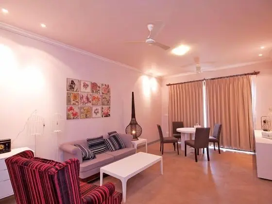 Ffort Villa