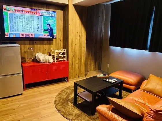 Premier Stüdyo, 1 Çift Kişilik Yatak, Sigara İçilmez, Buzdolabı ve Mikrodalga (Double Wide, SALOON)