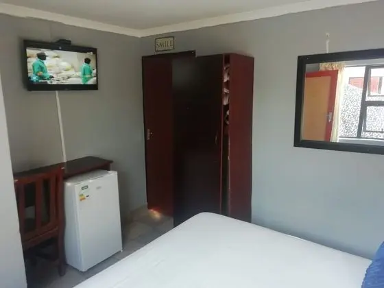 Standard Tek Büyük Yataklı Oda