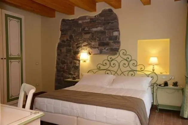 Tek Büyük Yataklı Oda (French Bed)