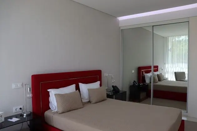 Comfort Tek Büyük Yataklı Oda, Balkon, Bahçe Manzaralı