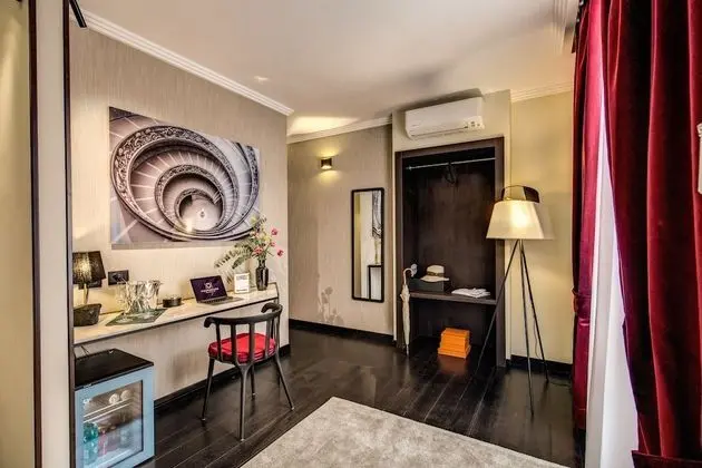 Executive Oda, Jakuzi