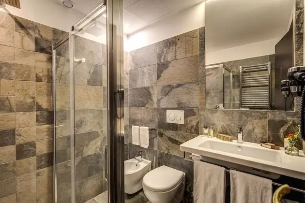 Superior Tek Büyük Yataklı Oda