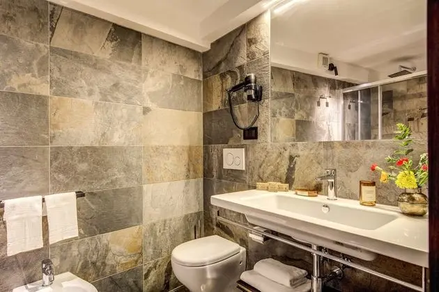 Superior Tek Büyük Yataklı Oda