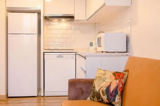 Studio Daire 1+1 Oda, Şehir Manzaralı, Mutfaklı