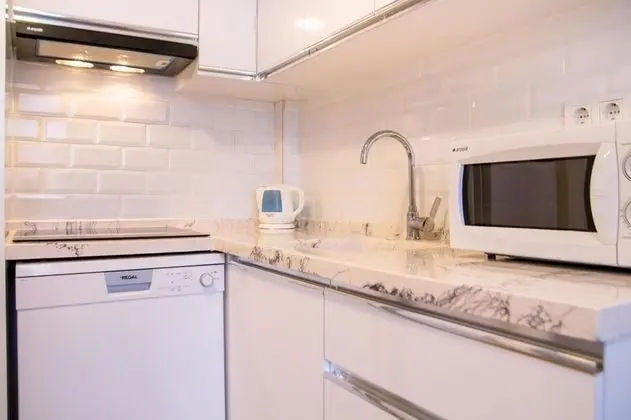 Studio Daire 1+1 Oda, Şehir Manzaralı, Mutfaklı