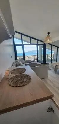 Jakuzili Deluxe Oda, Göl Manzaralı, Jakuzili ve Balkonlu