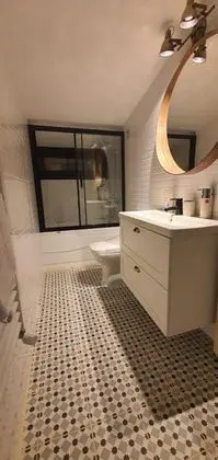 Jakuzili Deluxe Oda, Göl Manzaralı, Jakuzili ve Balkonlu