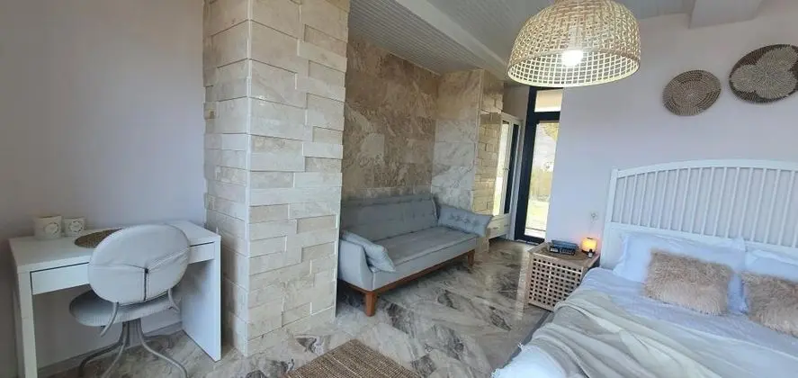Romantic Suite, Göl veya Bahçe Manzaralı, Özel Bahçeli