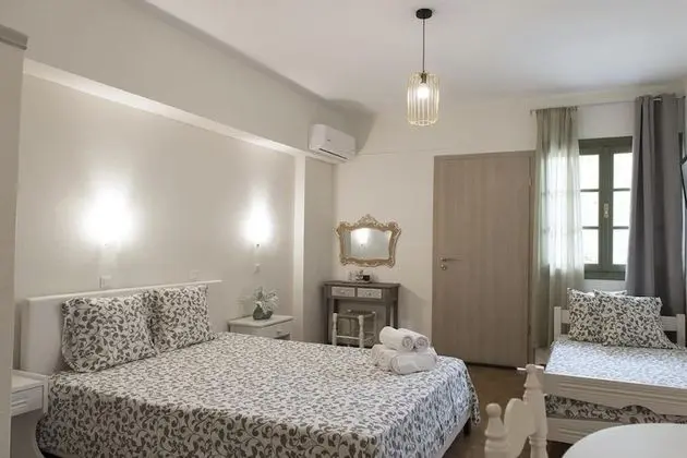 Üç Kişilik Oda, Bahçe Manzaralı