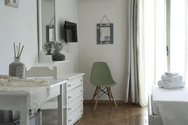 Üç Kişilik Oda, Bahçe Manzaralı