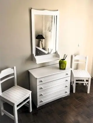 Üç Kişilik Oda, Bahçe Manzaralı