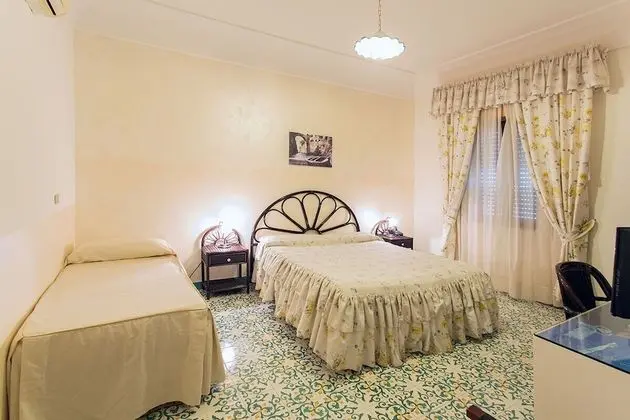 Üç Kişilik Oda, Dağ Manzaralı