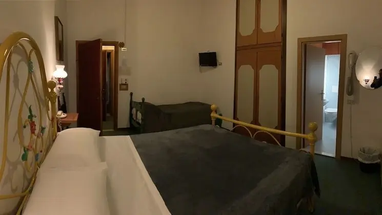 Classic Üç Kişilik Oda