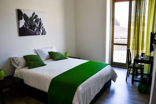 Basic Tek Büyük Yataklı Oda, Şehir Manzaralı