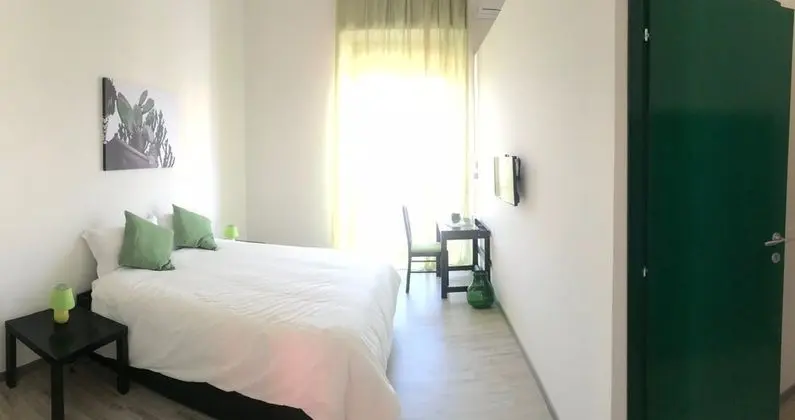 Basic Tek Büyük Yataklı Oda, Şehir Manzaralı