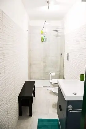 Basic Tek Büyük Yataklı Oda, Şehir Manzaralı