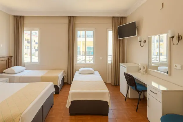Classic, Bahçe Manzaralı, Balkonlu