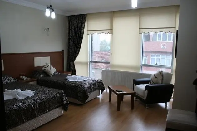 Aile Odası, Şehir Manzaralı