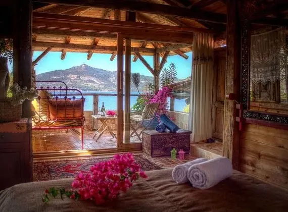Deluxe Süit, 1 Büyük (Queen) Boy Yatak, Sigara İçilmez, Deniz Manzaralı